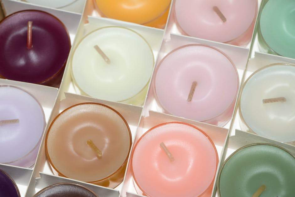 Top 6 Brands Making Vegan Candles That You Should Check Out